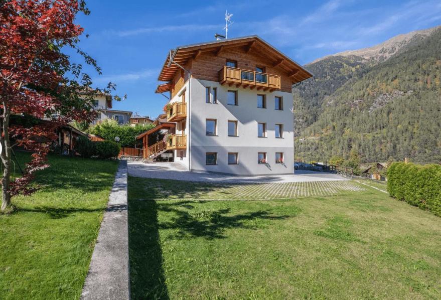 Appartamenti Penasa Renato Коммеццадура Экстерьер фото
